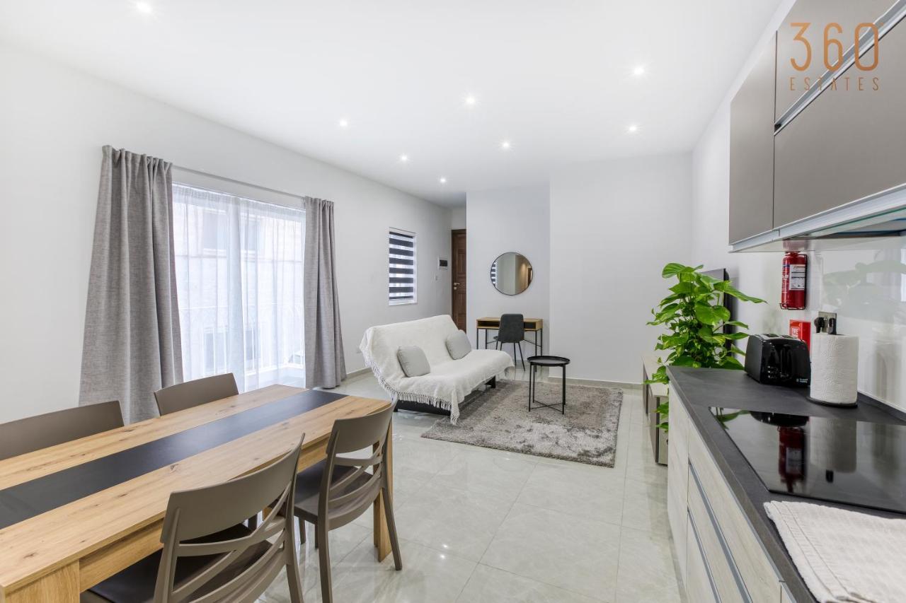 A Lovely 1Br Home With Balcony Just Off The Coast By 360 Estates Saint Julian's Exterior photo